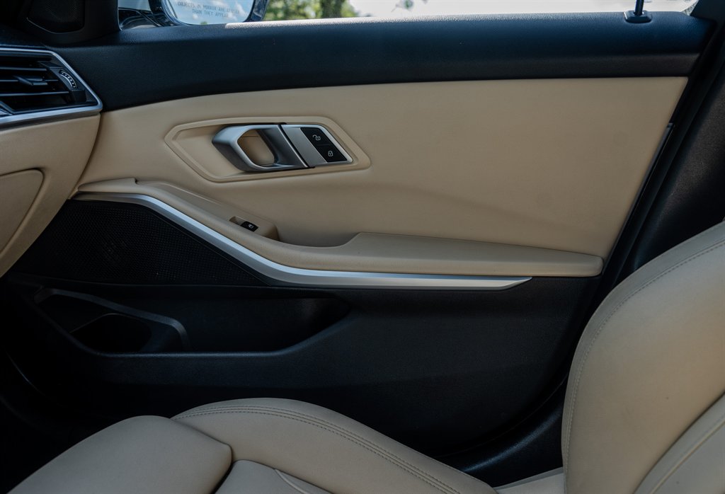 2020 BMW 3 Series 330i - Photo 23