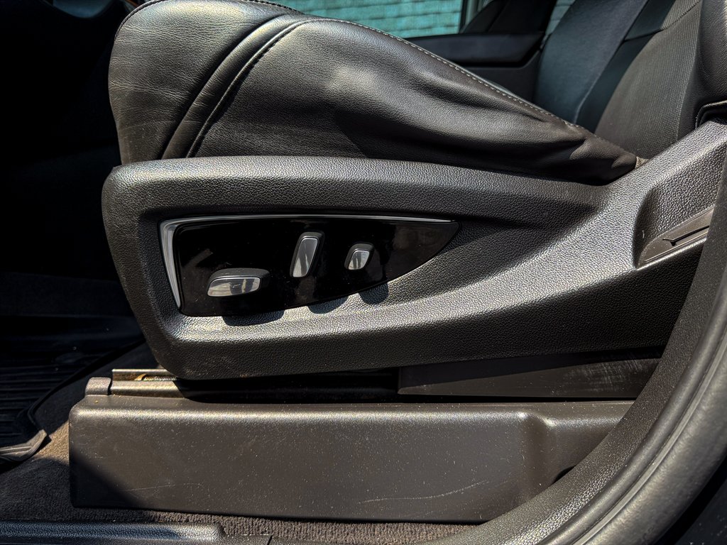 2020 Cadillac Escalade Luxury - Photo 26