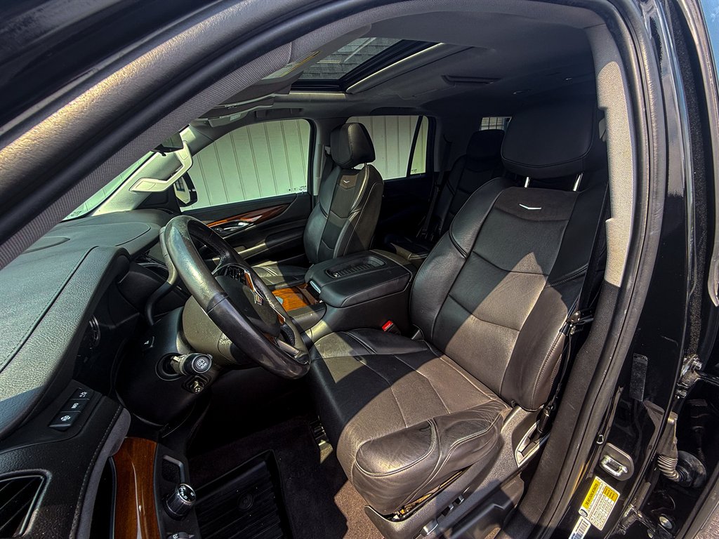 2020 Cadillac Escalade Luxury - Photo 28