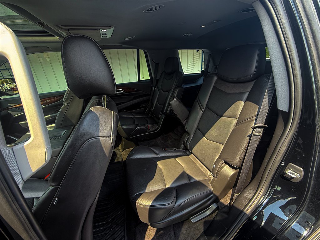 2020 Cadillac Escalade Luxury - Photo 29