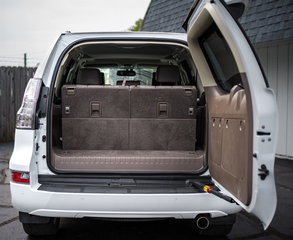 2015 Lexus GX Base - Photo 11