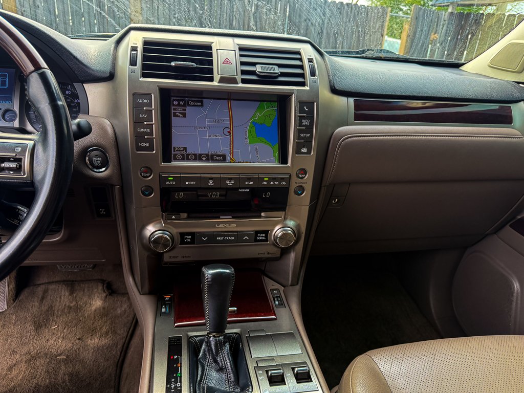 2015 Lexus GX Base - Photo 19