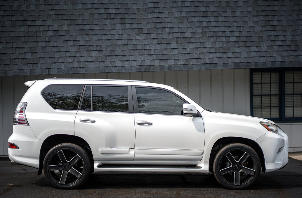2015 Lexus GX Base - Photo 8