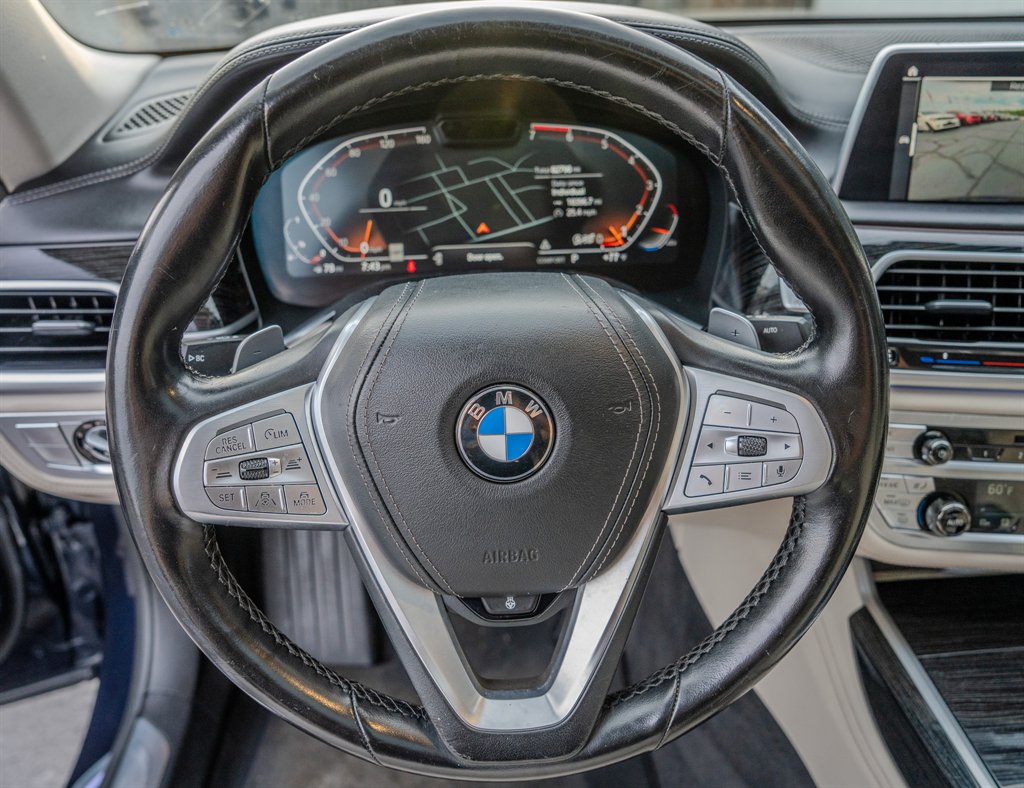 2020 BMW 7 Series 750i - Photo 15