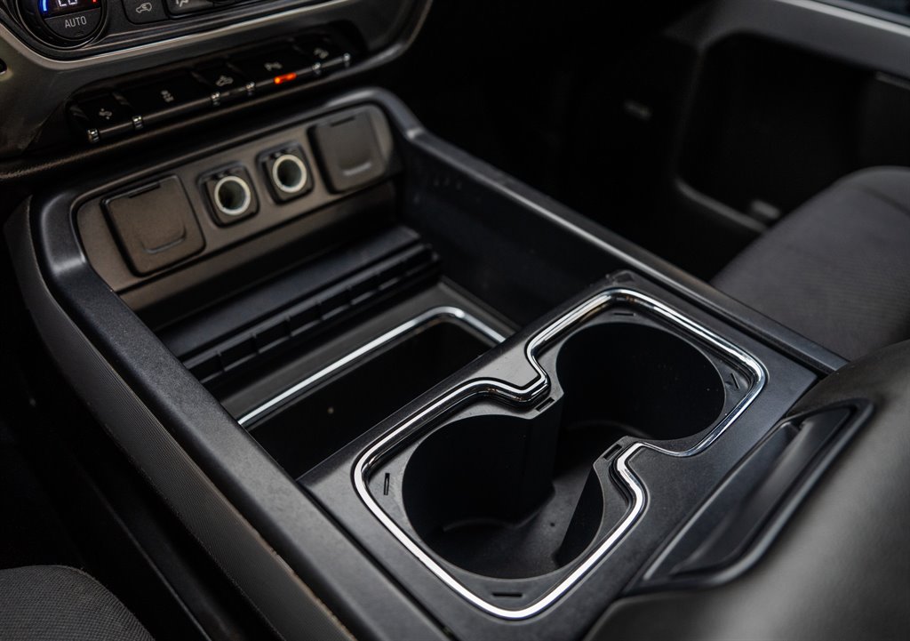 2018 Chevrolet Silverado 1500 LT Z71 - Photo 22