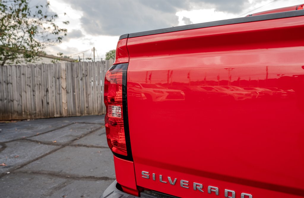 2018 Chevrolet Silverado 1500 LT Z71 - Photo 10