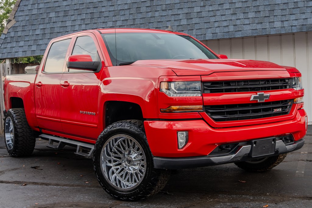 2018 Chevrolet Silverado 1500 LT Z71 - Photo 7