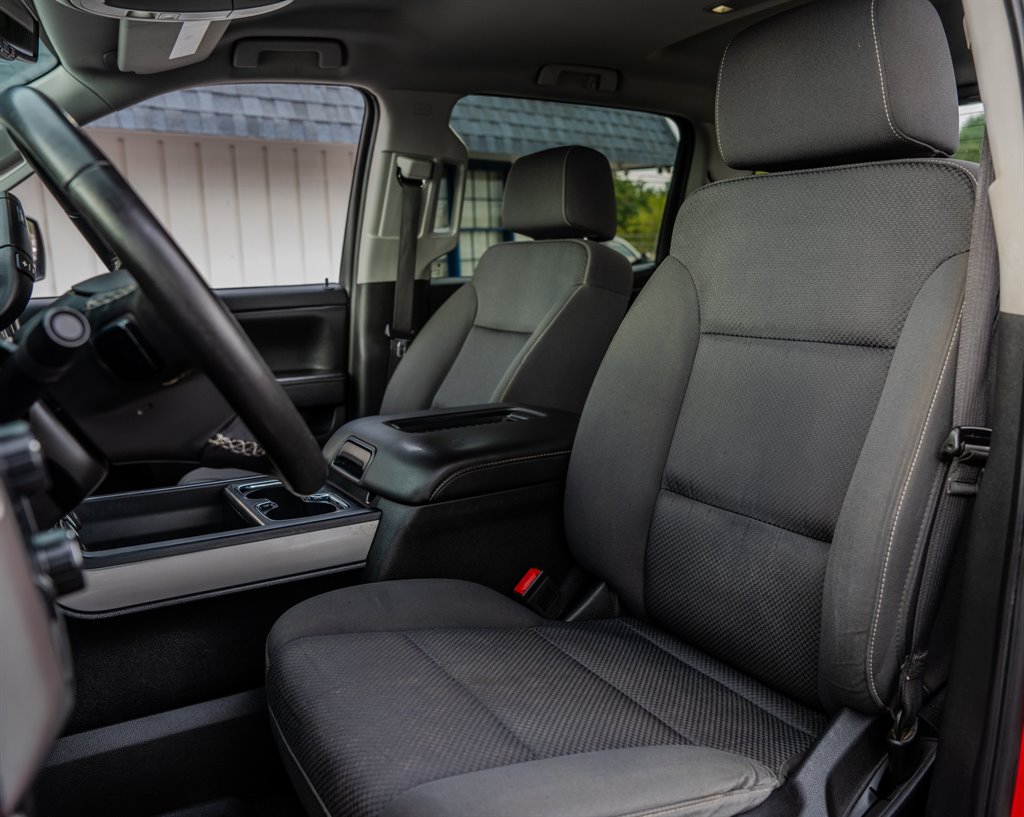 2018 Chevrolet Silverado 1500 LT Z71 - Photo 27