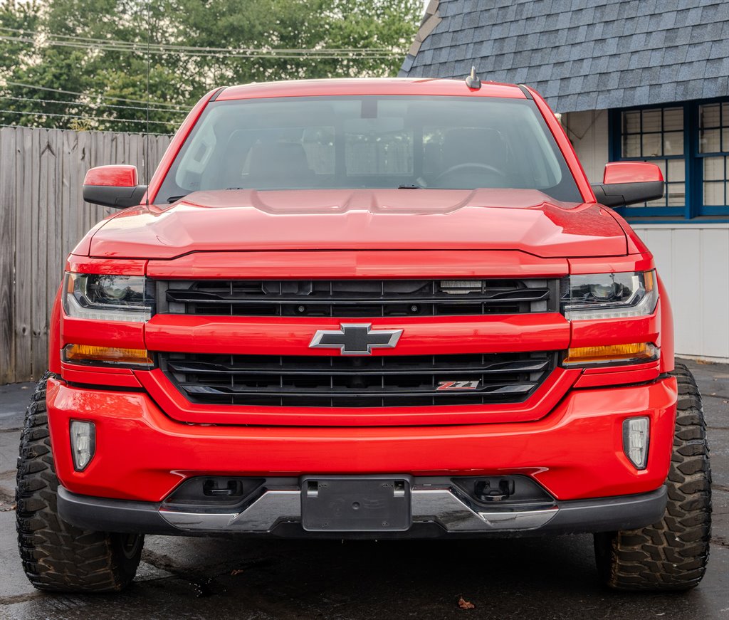 2018 Chevrolet Silverado 1500 LT Z71 - Photo 8