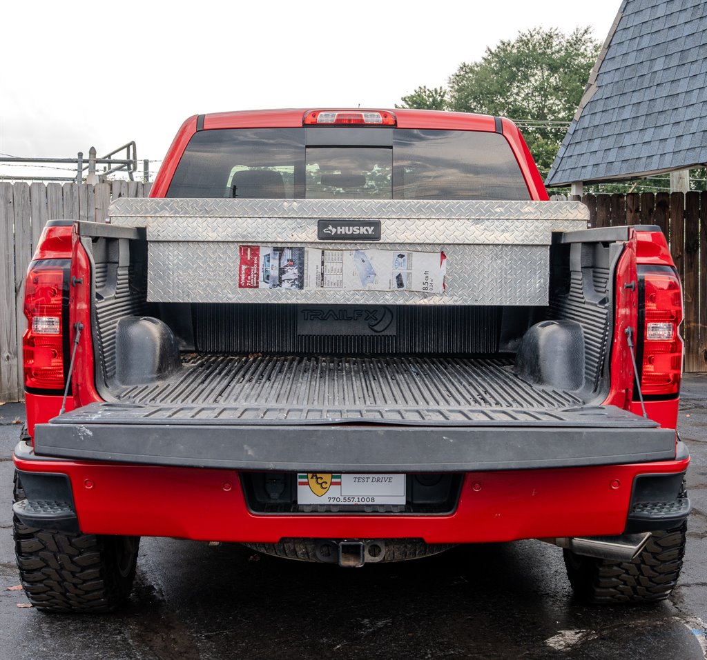 2018 Chevrolet Silverado 1500 LT Z71 - Photo 9