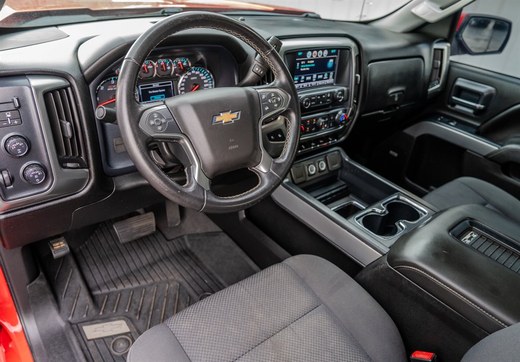 2018 Chevrolet Silverado 1500 LT Z71 - Photo 14