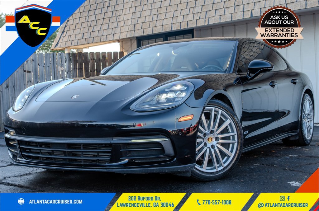 2018 Porsche Panamera Base's photo