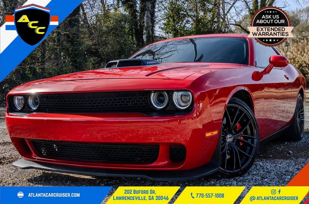 2022 Dodge Challenger R/T's photo