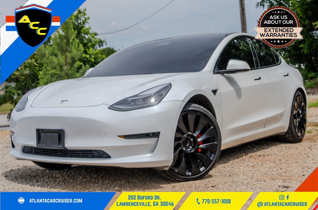 2022 Tesla Model 3 Standard Range Plus's photo